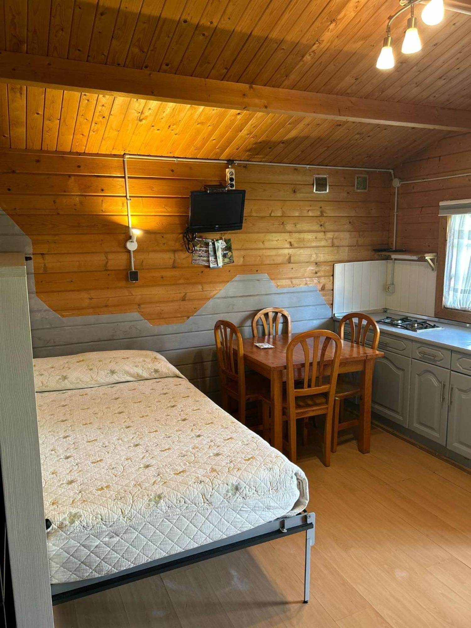 Camping A Grandella El Franco Zimmer foto